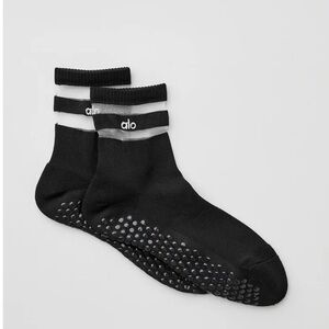 ALO Women's Pulse Grip Sock